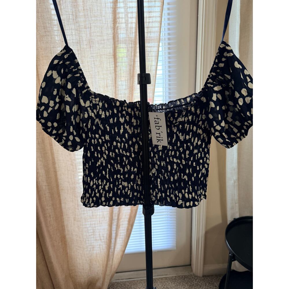 Fabrik peasant crop top blue white top nwt M